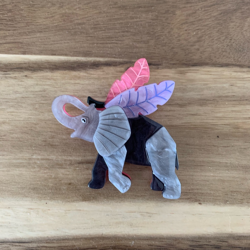 Erstwilder Pachyderm Dream Brooch Elephant NWOT